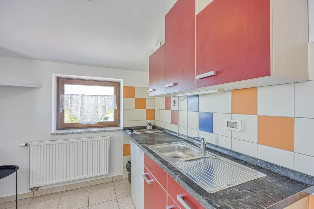 House Iris With Private Pool Vila